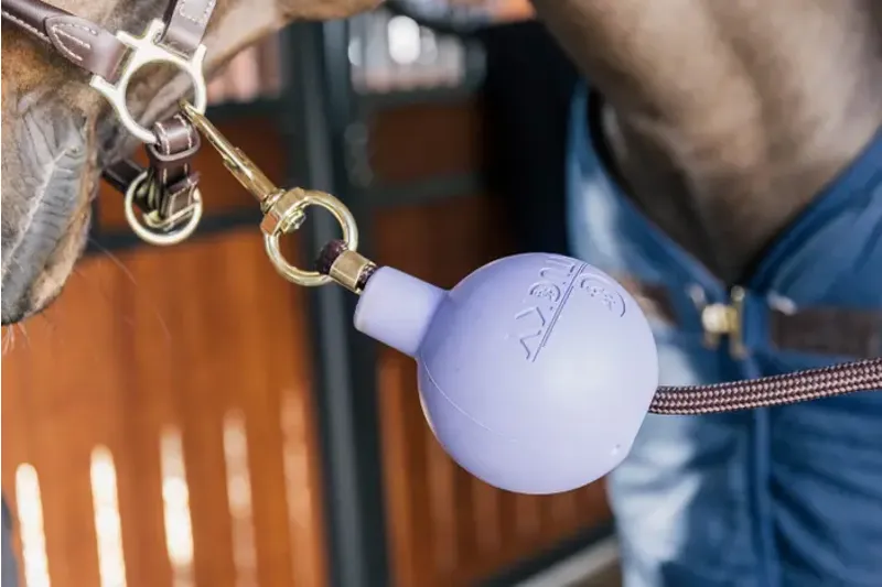 Kentucky Horsewear Rubber Ball Lead Rope Clip Protection Lavender-2