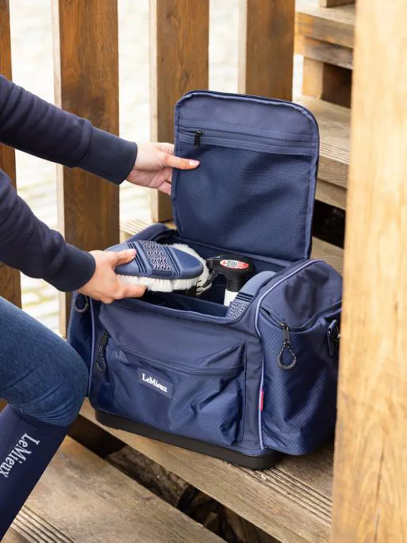 LeMieux Grooming Kit Pro Bag Navy-5