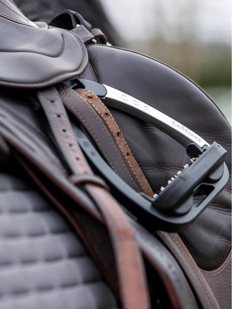 Lemieux Vector Control Safety Stirrups Black/Aluminium-2