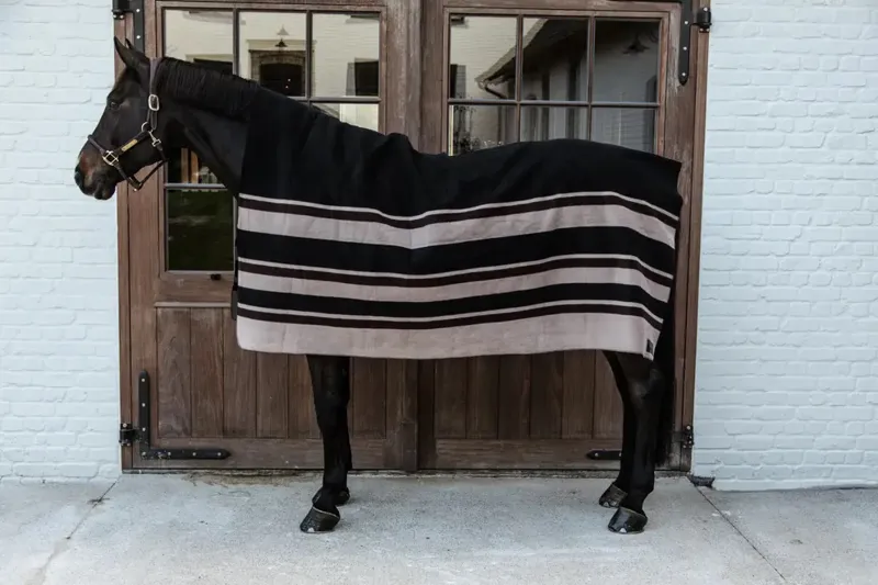Kentucky Horsewear Heavy Fleece Rug Square Stripes Brown