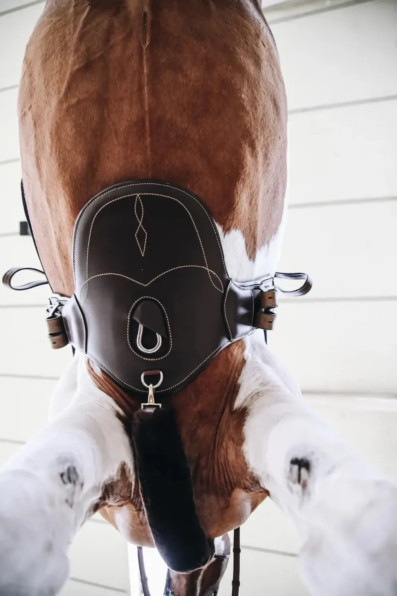 Kentucky Horsewear Stud Girth Brown-1