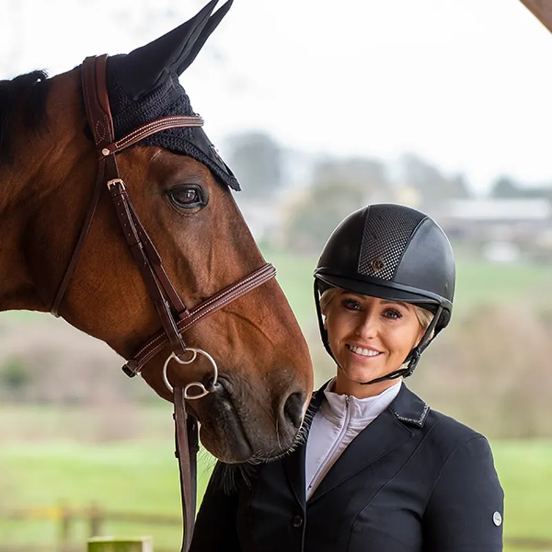 Charles Owen Ayr8 Plus Leather Look All Black-2