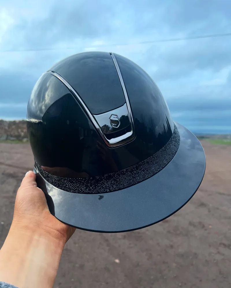 Samshield MissShield 2.0 Glossy Black with Ultra Fine Rock Band