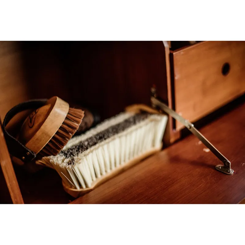 Grooming Deluxe Showing Grooming Box-2