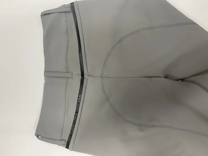 Cavalleria Toscana Silicone Knee Grip Logo Breech Light Grey-2