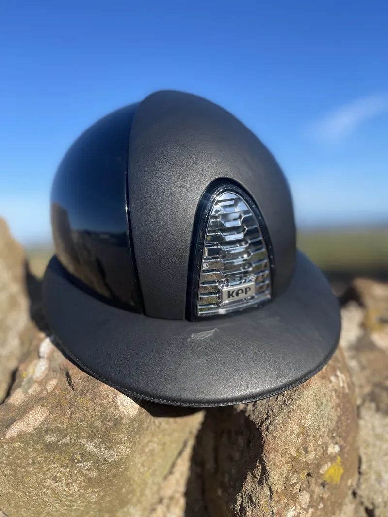 KEP Cromo 2.0 Polish Metallic Black with Leather Front and Polo Visor