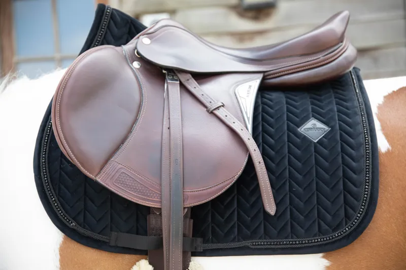 Kentucky Horsewear Saddle Pad Velvet Pearls GP Black-5