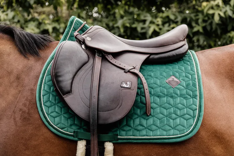 Kentucky Horsewear Saddle Pad Velvet SJ Dark Green-1