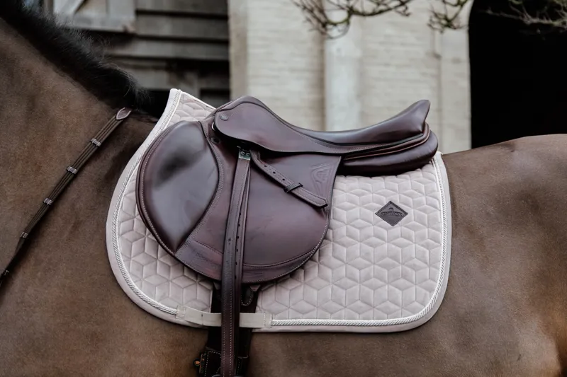Kentucky Saddle Pad basic velvet SJ Beige-2