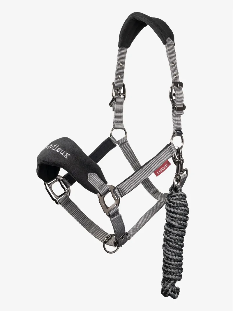 LeMieux Vogue Headcollar and Leadrope Black-1